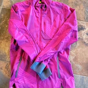 Brooks running rain and wind javket